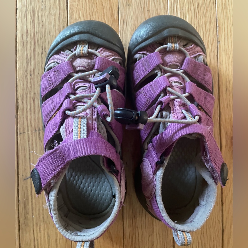 Keen Purple Newport water shoes sz kids 13